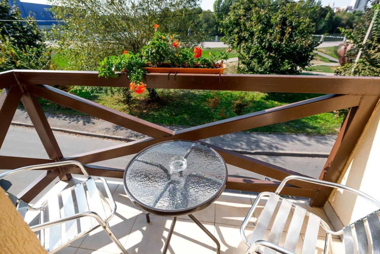 Guest House Shale Vinnytsia Exterior photo