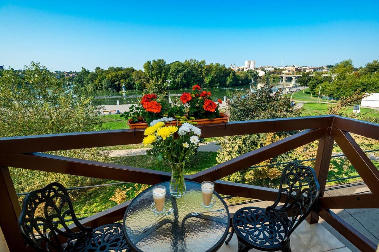 Guest House Shale Vinnytsia Exterior photo