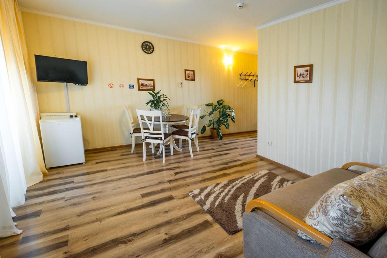 Guest House Shale Vinnytsia Exterior photo